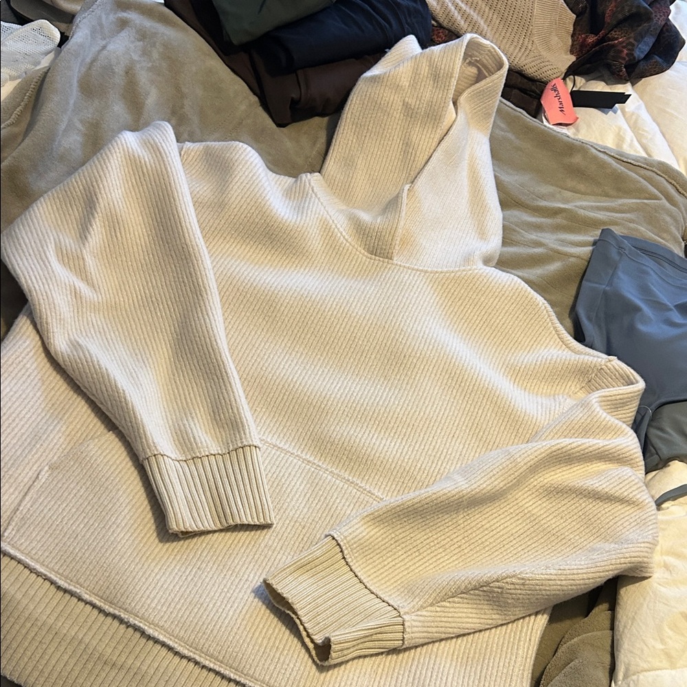 Zara thick knitted hoodie